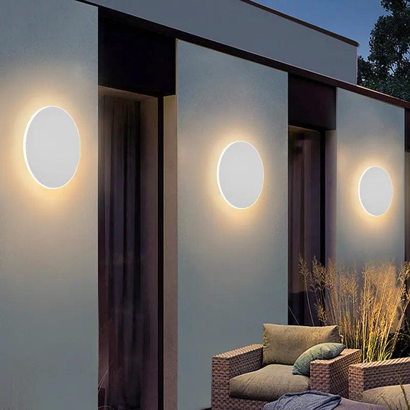 Outdoor Wall Light / BRILLARA