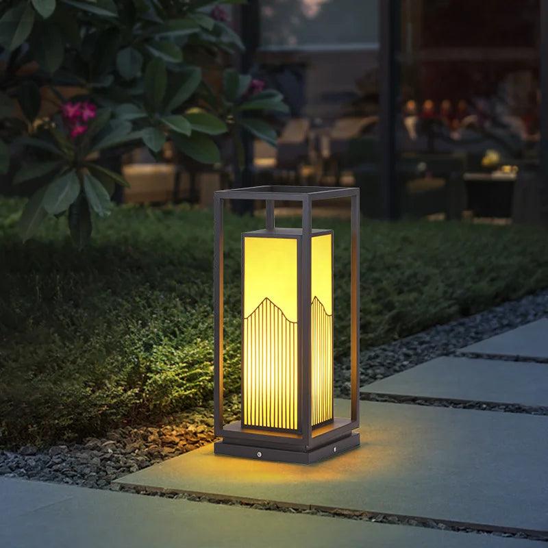 Garden Pole Light / WATE